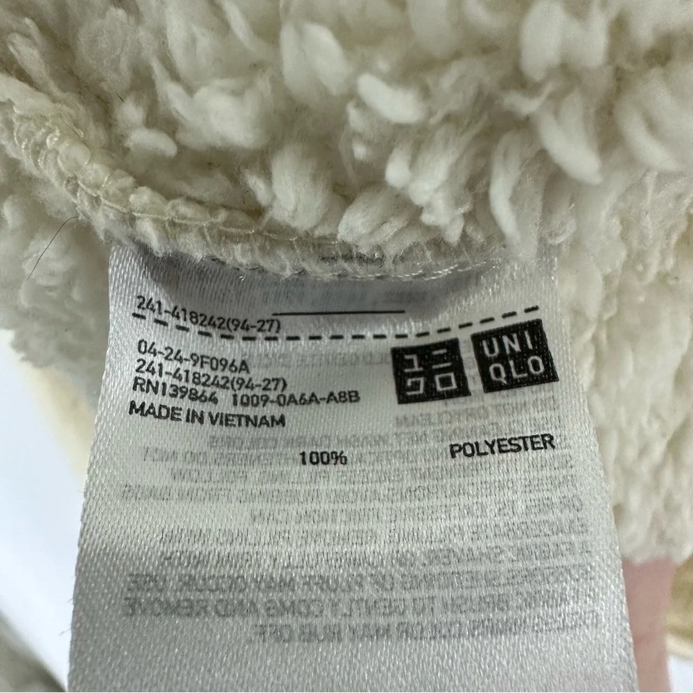 Uniqlo Sherpa Fleece Full Zip Jacket Woman’s XS‎ Beige